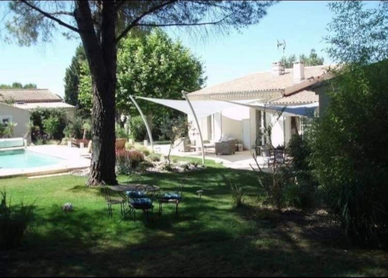 … Et La Fourmi Villa Saumane-de-Vaucluse Exterior photo